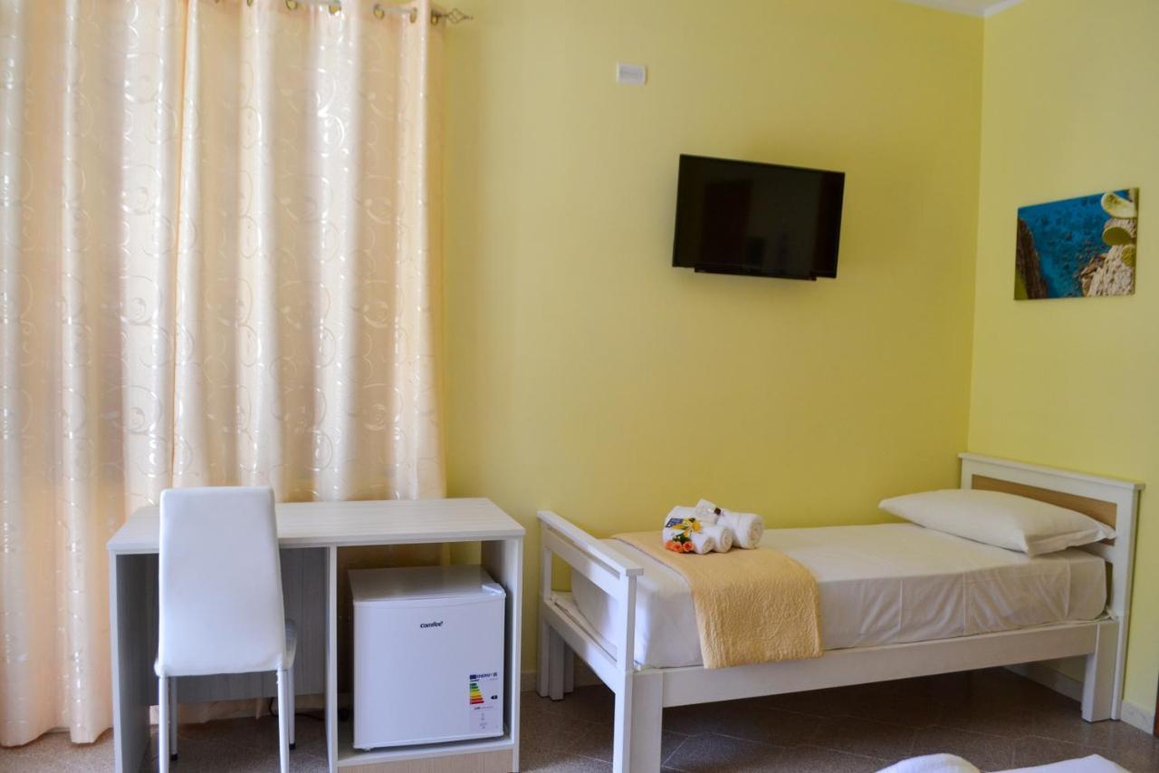Le Twins -Bed And Breakfast Tropea Exterior photo